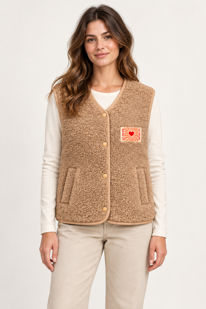 Teddyweste mit Herz-Patch
