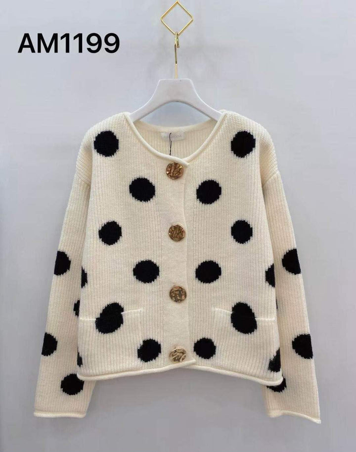 Strickjacke mit Punkten